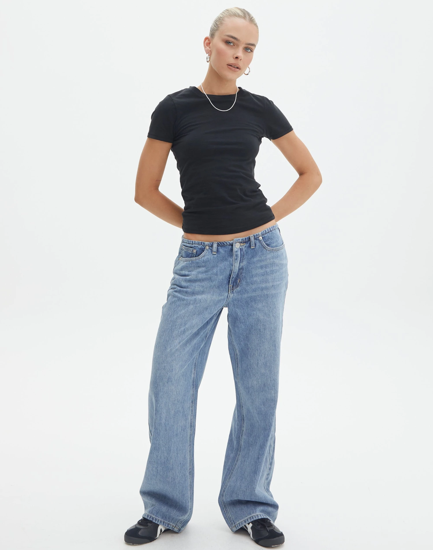 Thin Waistband Straight Leg Jean 3 Thin Waistband Straight Leg Jean