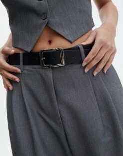 Supersoft Cut Out High Neck Crop Tank -Outlet Glassons Store camelia classic buckle belt blacksilver front be134198pu