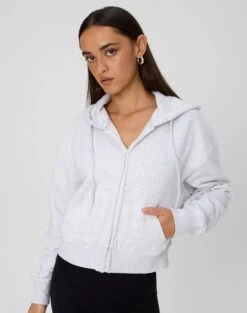 Cropped Knit V Neck Jumper 25 Cropped Knit V Neck Jumper -Outlet Glassons Store casa cropped zip through hoodie snow marle front tc127015cot 5