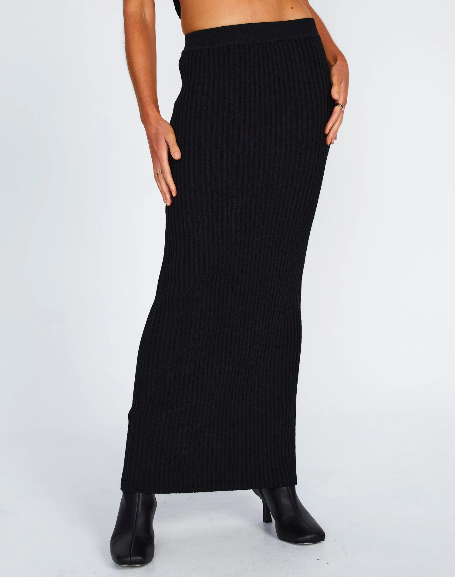 Ribbed Knit Maxi Skirt 9 Ribbed Knit Maxi Skirt - Image 7
