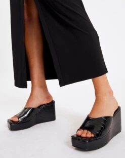 Two Tone Crop Knit Crop -Outlet Glassons Store co frankie croc wedge black front sh55277croc