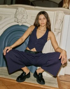 Tailored Pinstripe V Neck Vest 15 Tailored Pinstripe V Neck Vest -Outlet Glassons Store co loretta waistcoat navy pinstripe detail bv65137pin