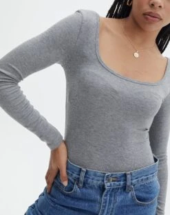 Luxe Lounge Modal Long Sleeve Low Back Bodysuit 32 Luxe Lounge Modal Long Sleeve Low Back Bodysuit -Outlet Glassons Store fabian longsleeve modal bodysuit heather marle imageback tb122502mod