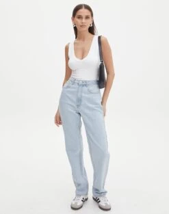 Low Rise Ripped Straight Leg Jean 27 Low Rise Ripped Straight Leg Jean -Outlet Glassons Store jewel jean iced vovo front jd119687rdnm 9