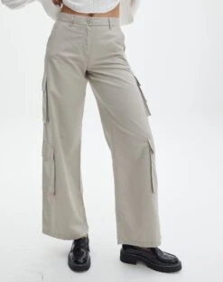Cotton Low Rise Cargo Pant 23 Cotton Low Rise Cargo Pant -Outlet Glassons Store lexi mid rise cargo pant on the rocks full pw80341cot