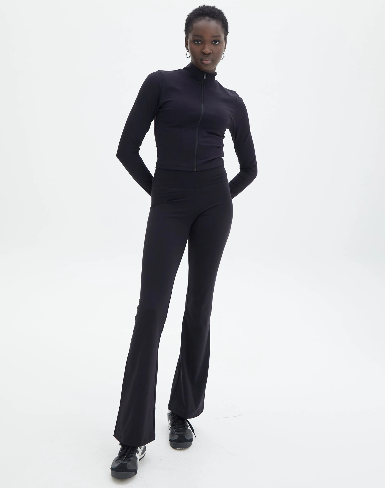 Active Supersoft Long Sleeve Zip Front Crop Top 4 Active Supersoft Long Sleeve Zip Front Crop Top - Image 2