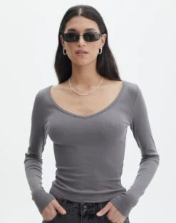 V Neck Long Sleeve Top -Outlet Glassons Store lulu longsleeve keep your coal front tl93240orib