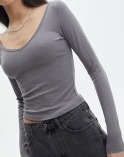 V Neck Long Sleeve Top -Outlet Glassons Store lulu longsleeve keep your coal imageback tl93240orib