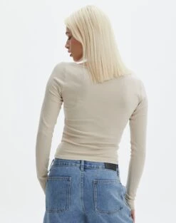 V Neck Long Sleeve Top -Outlet Glassons Store lulu longsleeve what the shell back tl93240orib