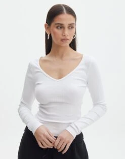 Pointelle Curve Hem Cropped Long Sleeve Top -Outlet Glassons Store lulu longsleeve white front tl93240orib