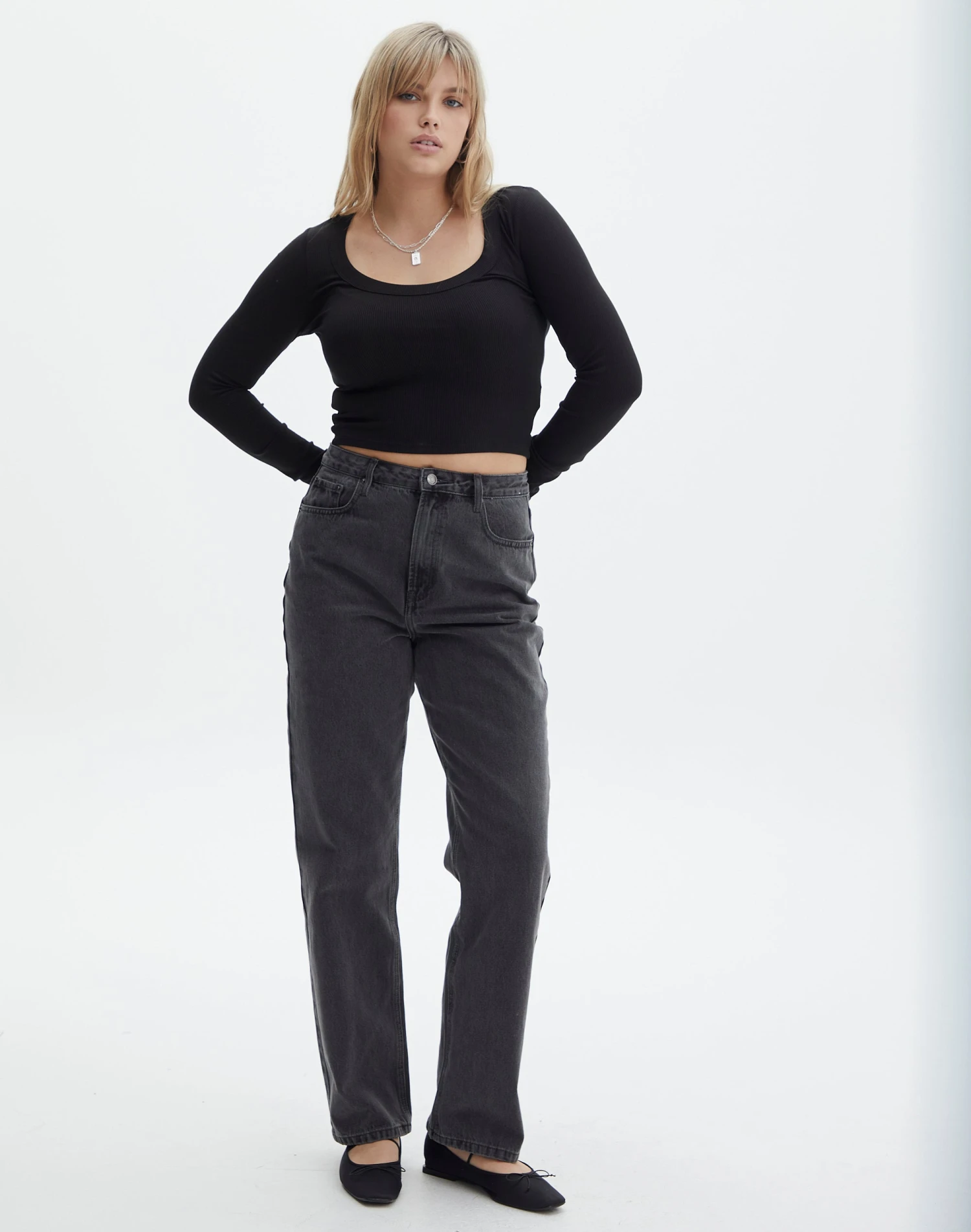 Scoop Neck Long Sleeve Crop Top 4 Scoop Neck Long Sleeve Crop Top - Image 2