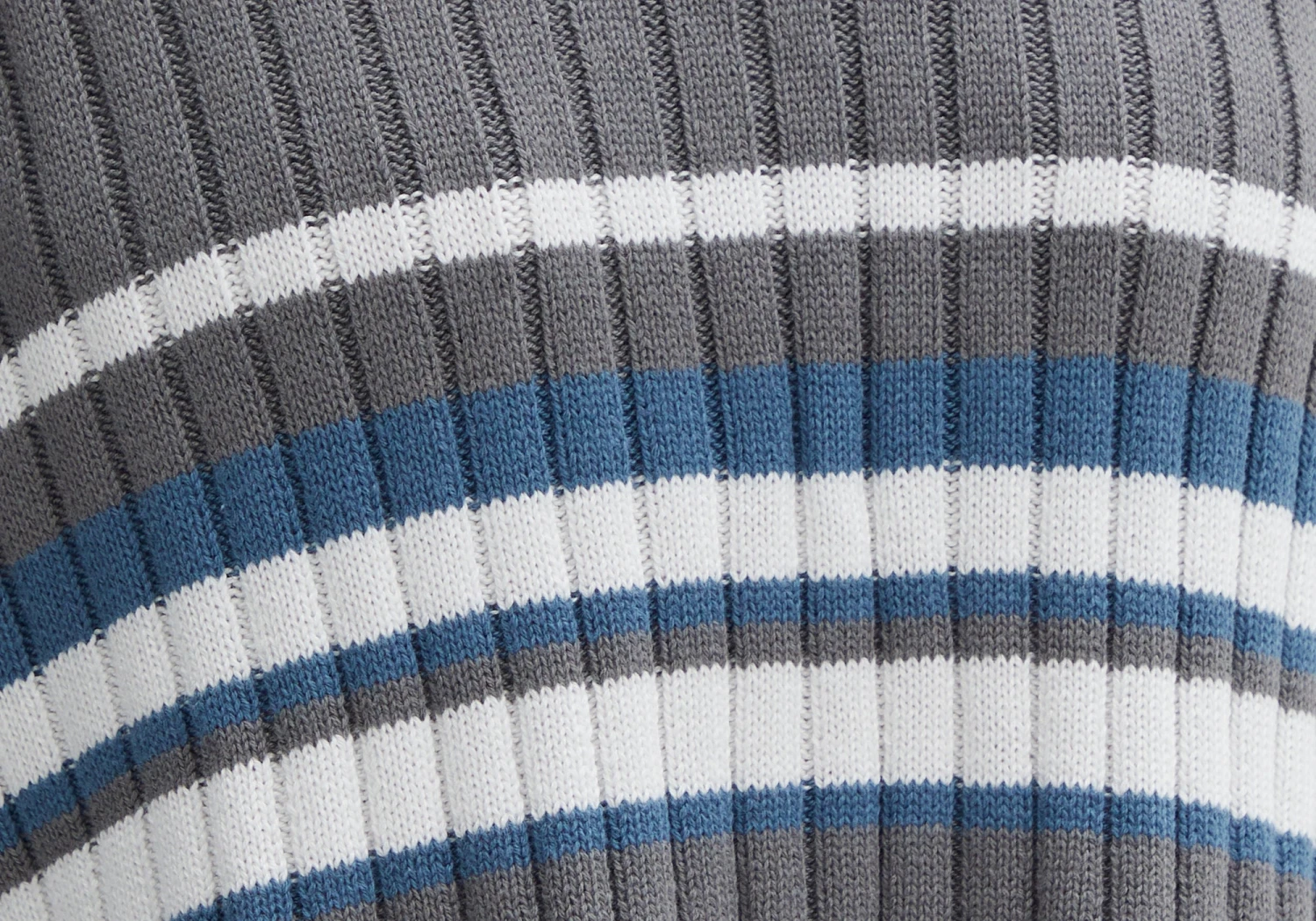 V-Neck Drop Shoulder Varsity Knit Jumper 7 V-Neck Drop Shoulder Varsity Knit Jumper - Image 5