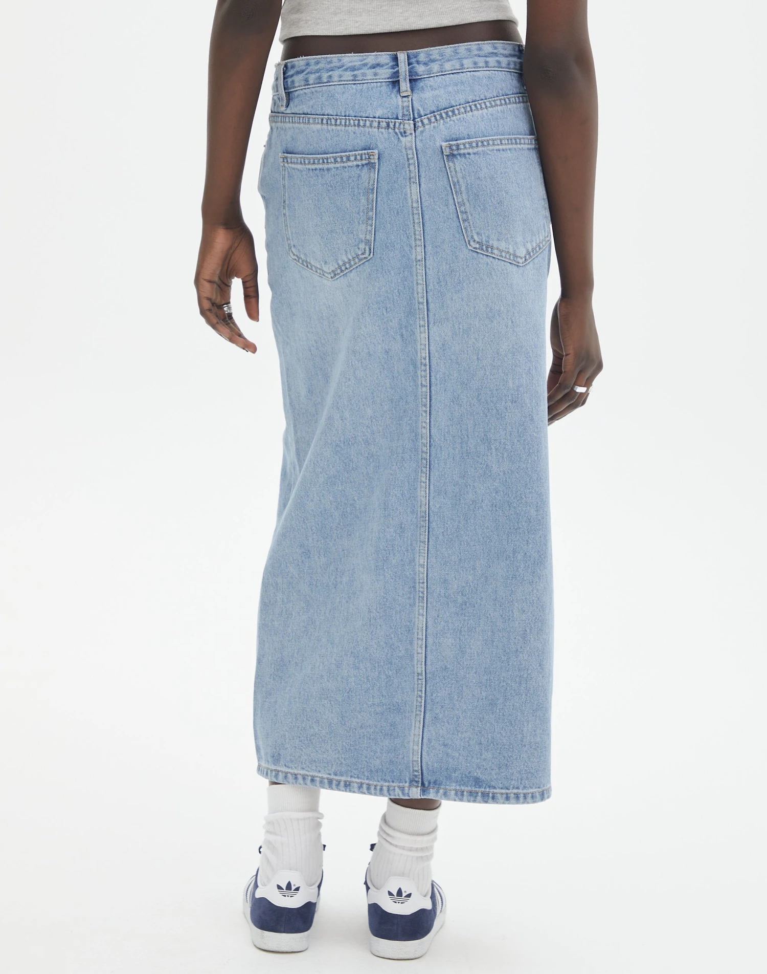 Denim Midi Front Split Skirt 5 Denim Midi Front Split Skirt - Image 3