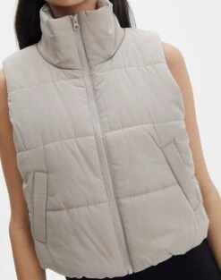 Cropped Puffer Vest -Outlet Glassons Store r sloan cropped puffer vest on the rocks imageback vs49501rcml