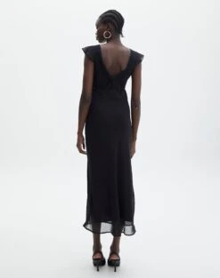 V Front Bias Cut Maxi Dress 24 V Front Bias Cut Maxi Dress -Outlet Glassons Store rufus chiffon maxi dress black back dl92461peb