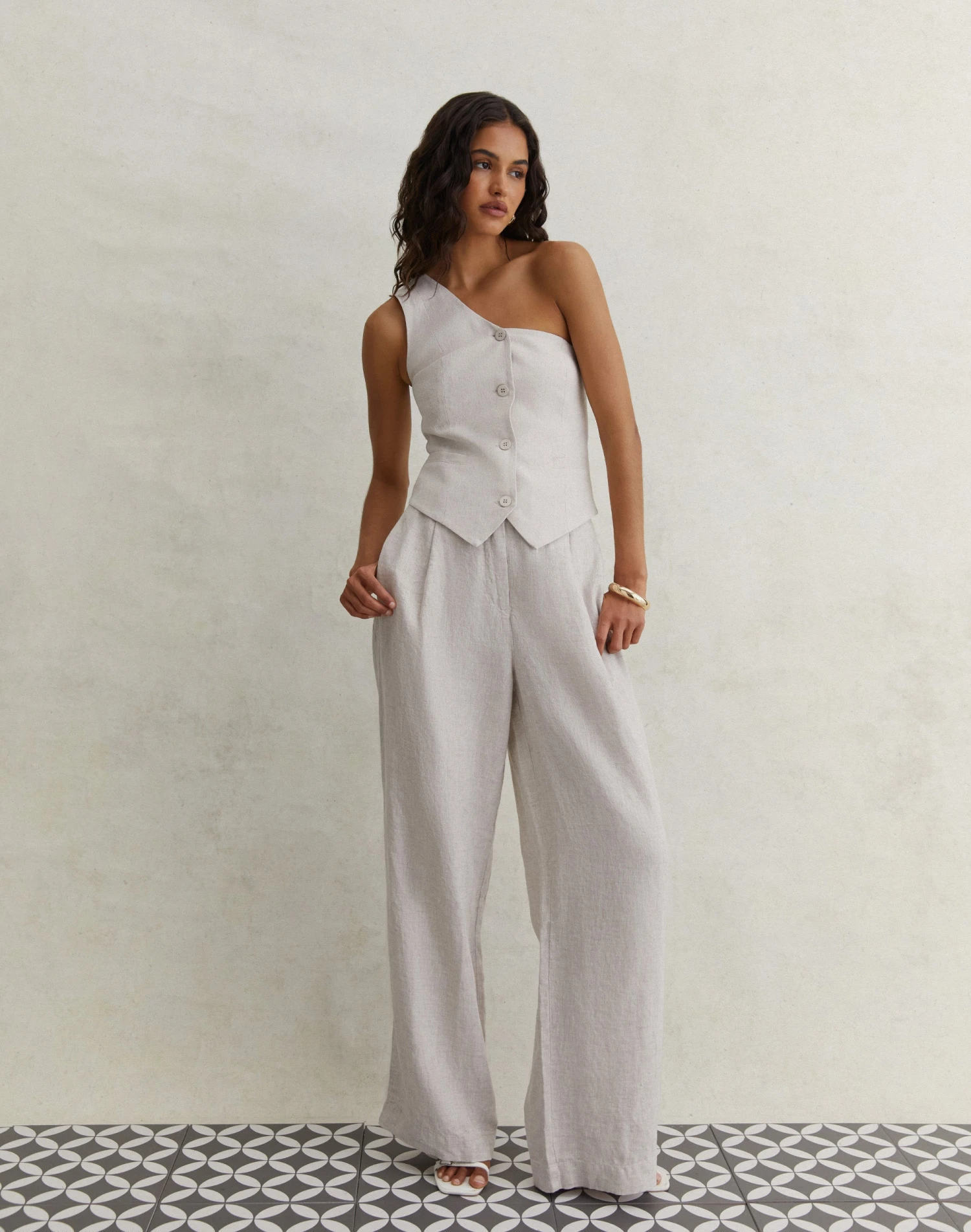 Linen Tailored Vest 12 Linen Tailored Vest - Image 10