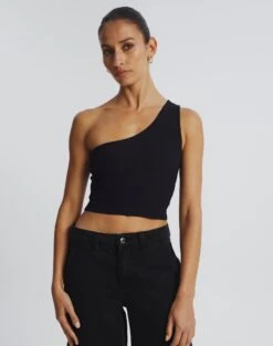 Oversized Cable Knit Long Sleeve Shrug 27 Oversized Cable Knit Long Sleeve Shrug -Outlet Glassons Store wirius one shoulder black front kv44069rib 1